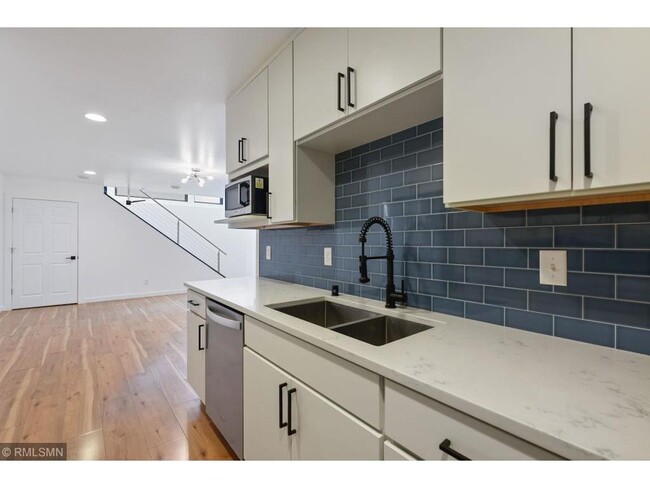 Building Photo - 1505 California St NE