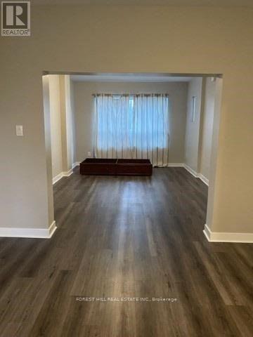 Photo du bâtiment - 68 Davisville Ave