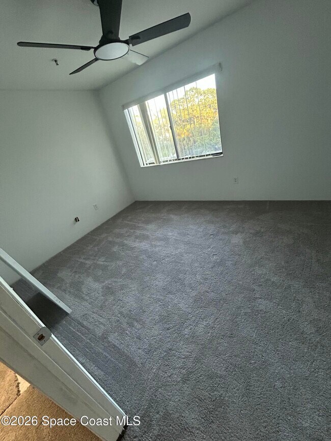 Building Photo - 7801 Maplewood Dr