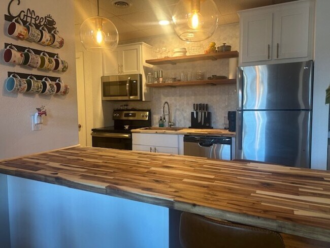 Foto del edificio - 609 Central St