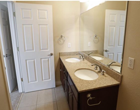 Foto del edificio - 2816 Floex Dr