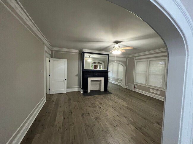 Foto del edificio - 239 Spring St SW