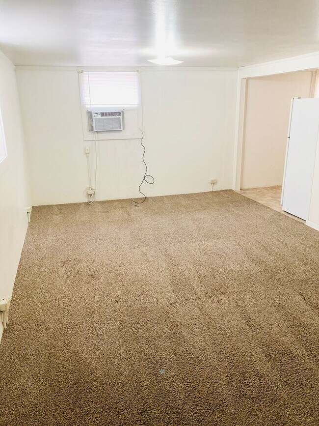 Foto del edificio - 301 E Grandview Dr