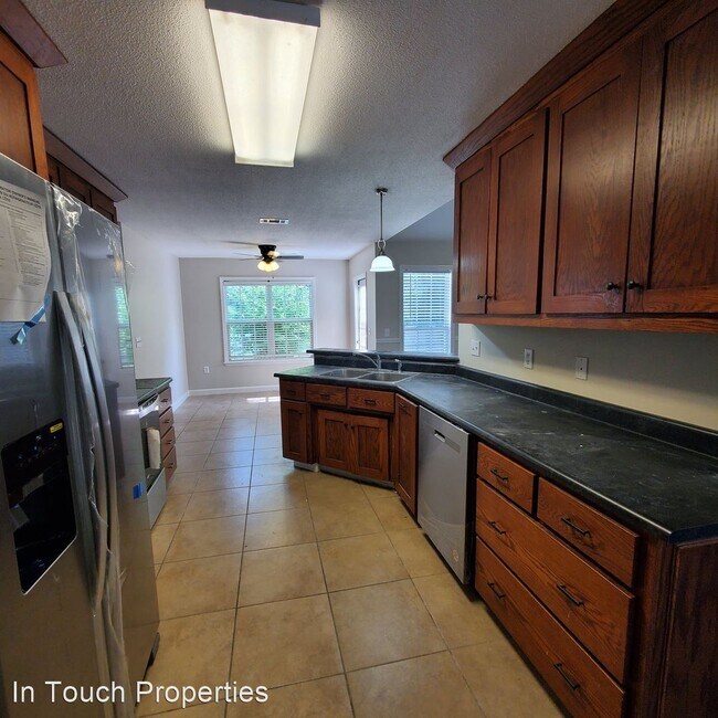 Building Photo - 3 br, 2 bath House - 5227 Abbott Cir