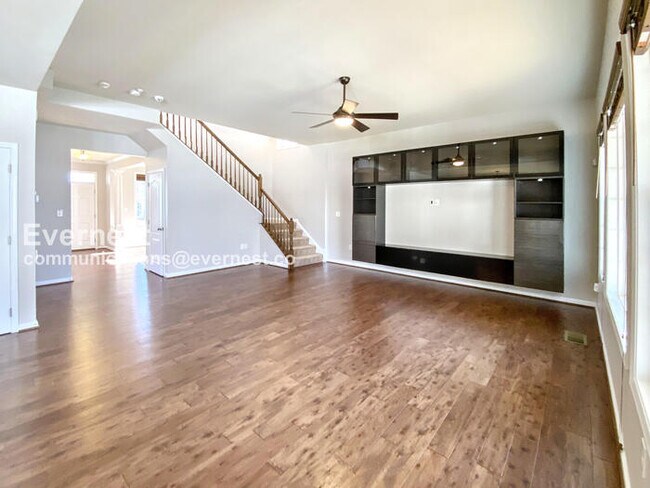 Foto del edificio - 99 Coachman Cir