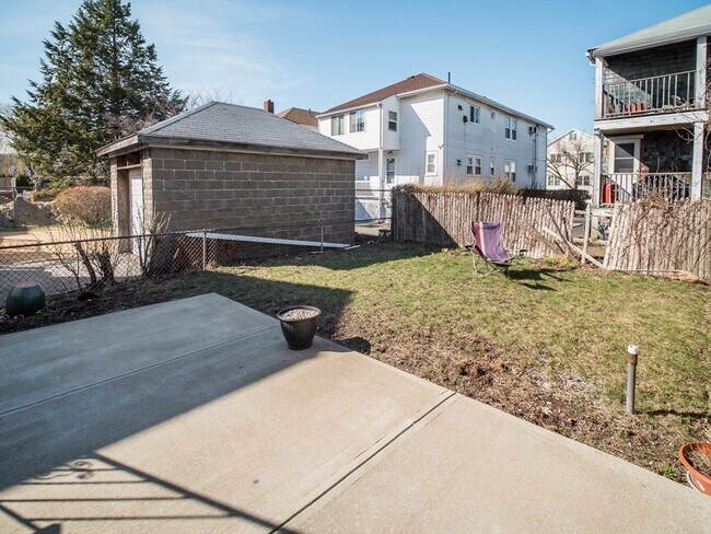 Foto del edificio - 99 2nd St