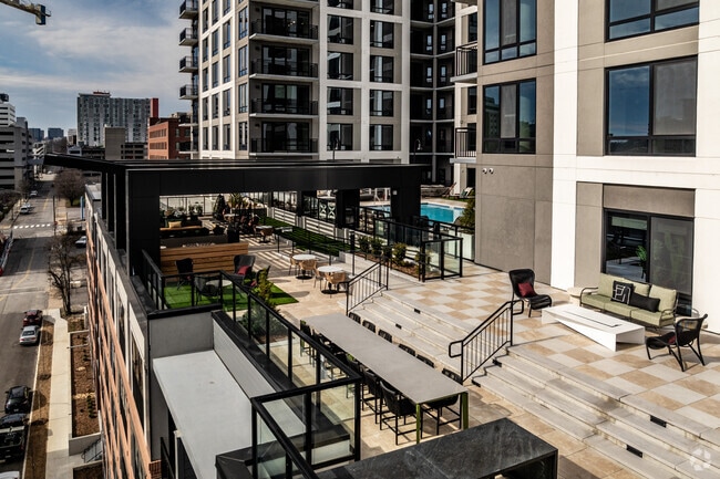Building Photo - Local Nashville