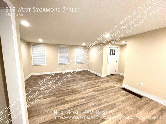 Foto del edificio - 219 W Sycamore St