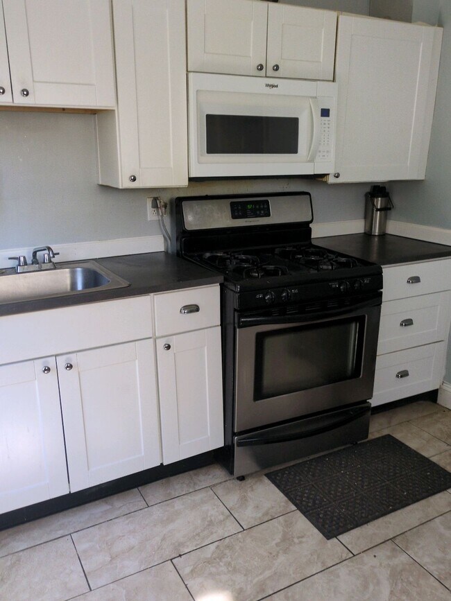Foto del edificio - 714 E 22nd St