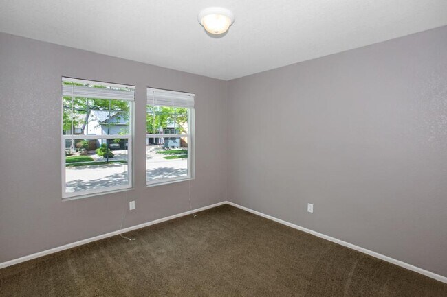 Building Photo - 1803 Fossil Creek Pkwy