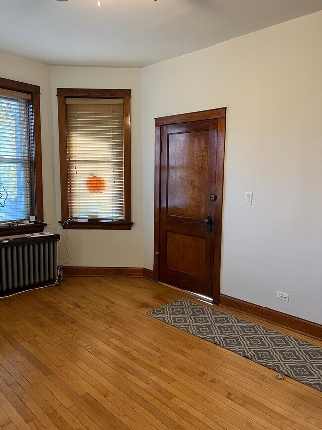 5618 22nd Pl, Cicero, IL 60804 House Rental in Cicero, IL