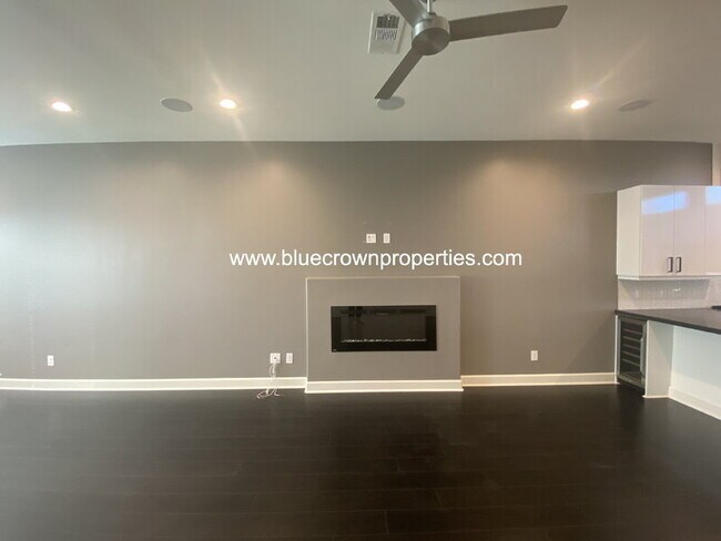 Foto del edificio - 1625 Hickory St