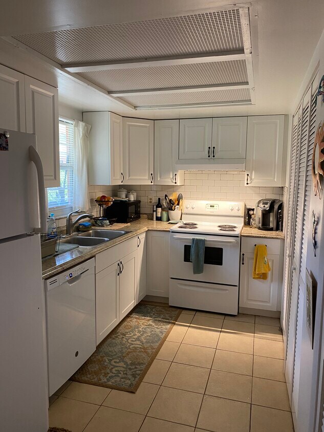 Foto principal - 629 3rd Ave N