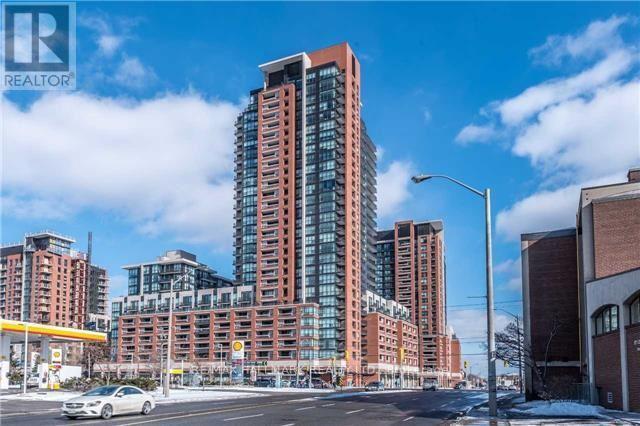 Primary Photo - 830-1830 Lawrence Ave W