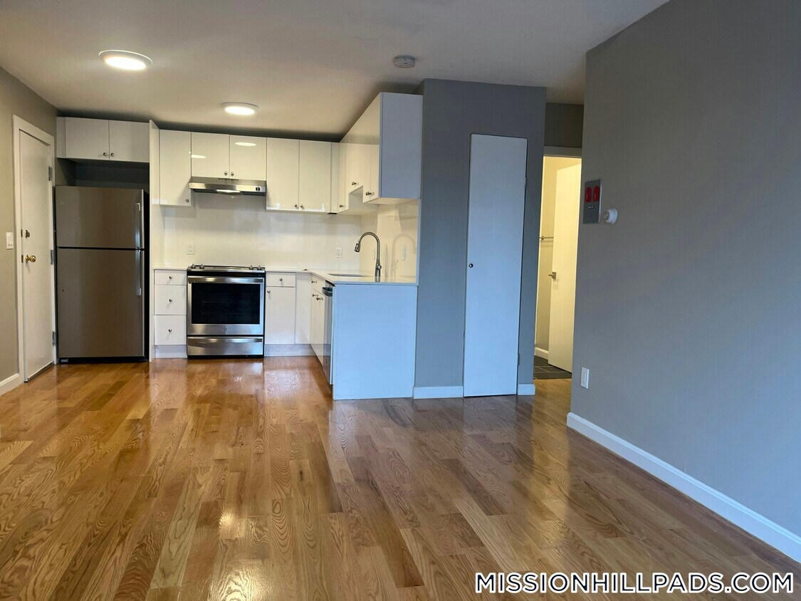Foto del edificio - 226 Parker Hill Ave