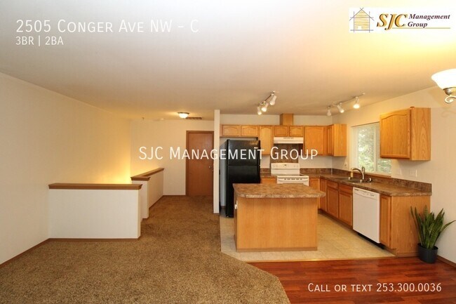 Building Photo - 2505 Conger Ave NW