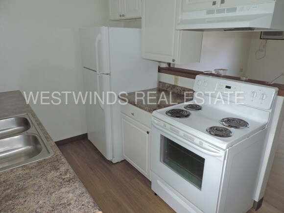 Foto del edificio - 190 Sugar Creek Ln