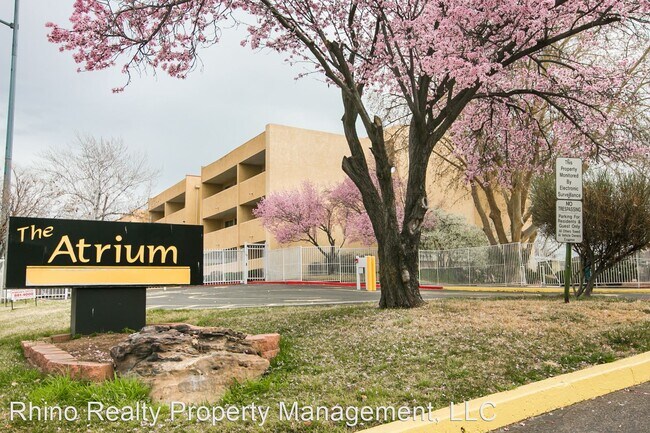 3 br, 2 bath House - 4200 Montgomery Blvd ... photo'