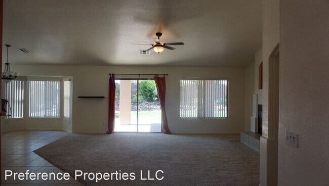 Building Photo - 3 br, 2 bath House - 3746 Via De La Reina