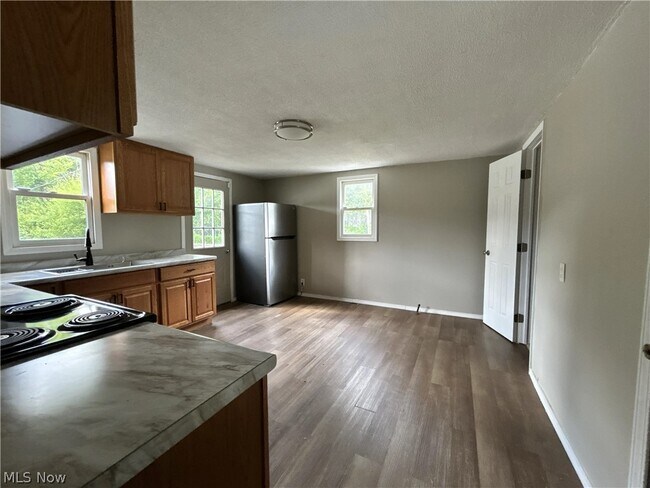 Foto del edificio - 2370 W 23rd St