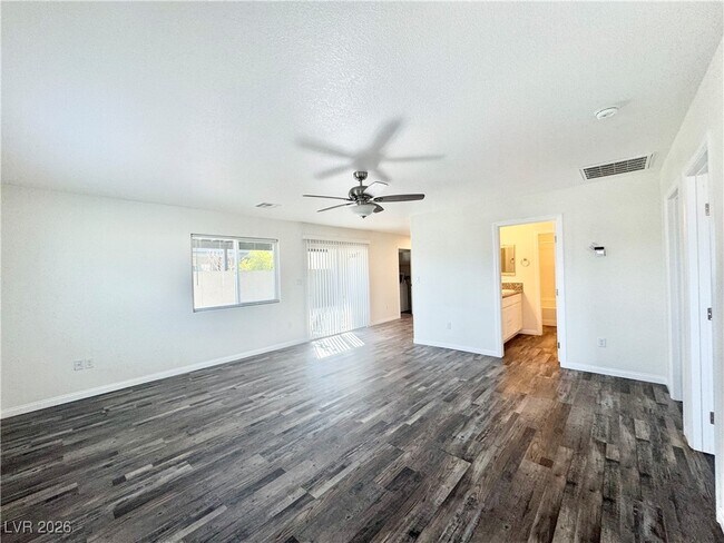 Foto del edificio - 1080 Red Butte St