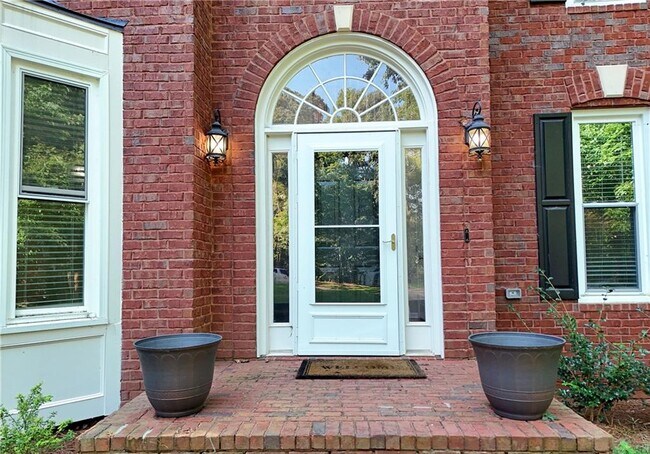 Foto del edificio - 2130 Hickory Cove