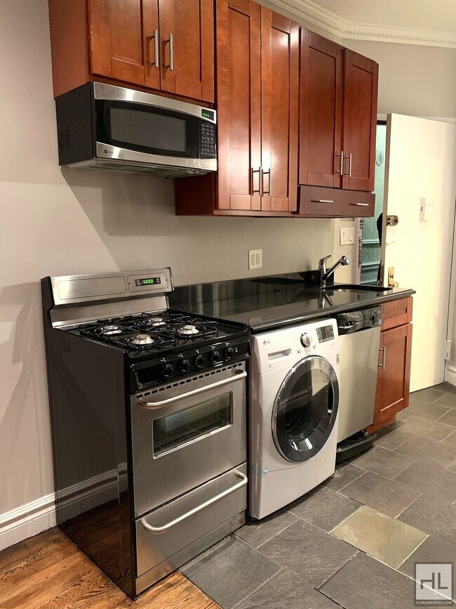 Foto del edificio - LEROY ST.