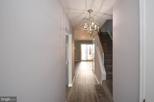 Foto del edificio - 14902 London Ln