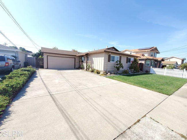 Building Photo - 3 br, 2 bath House - 13857 Tortuga Rd