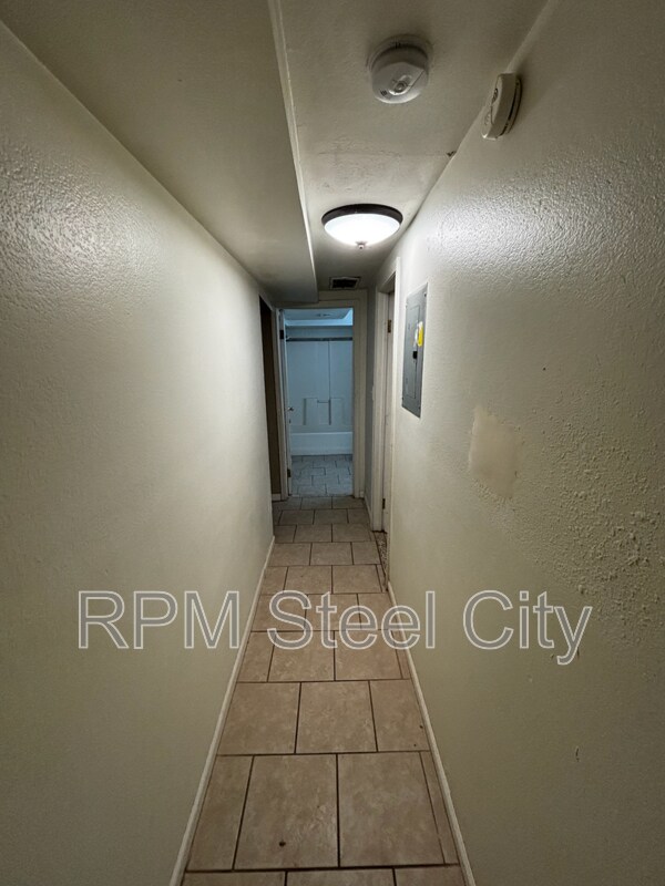 Foto del edificio - 511 W 12th St