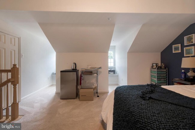 Building Photo - 2820 Thickett Way