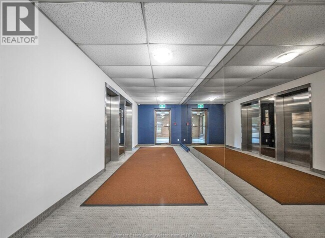 Photo du bâtiment - 3936 Wyandotte St E