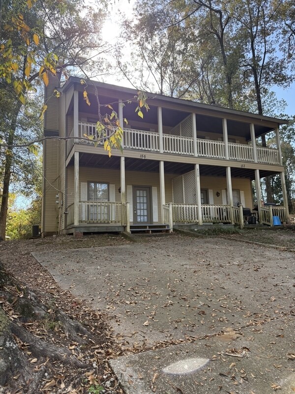 Foto principal - 5335 Rosedown Ct