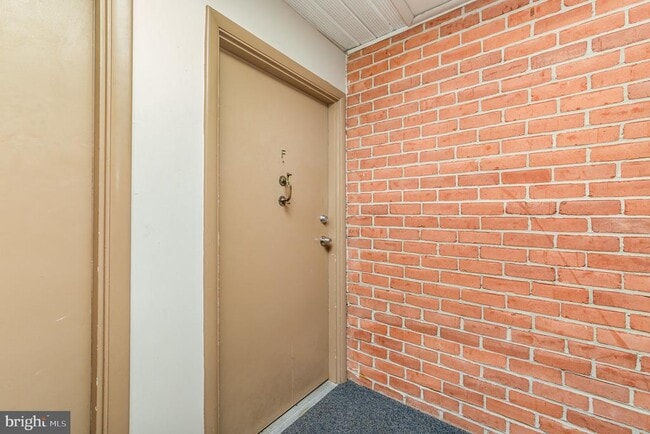 Building Photo - 222 Timber Trail