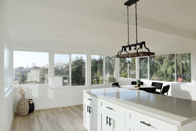 Foto del edificio - 4205 Mason St