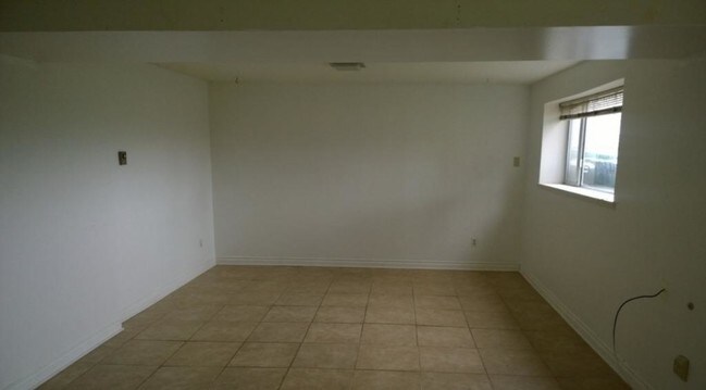 Foto del edificio - 6222 B  4th Ave NW