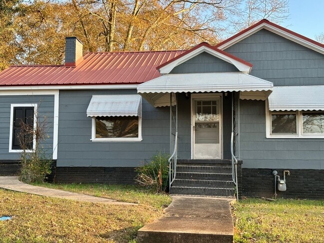 Foto del edificio - 3 Bedroom Newly Renovated Home in Central SC