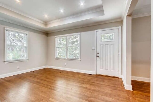 Foto del edificio - 2915 N Fulton Dr NE