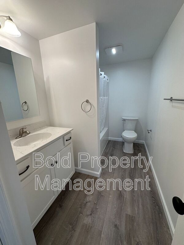 Foto del edificio - 461 Godfrey St