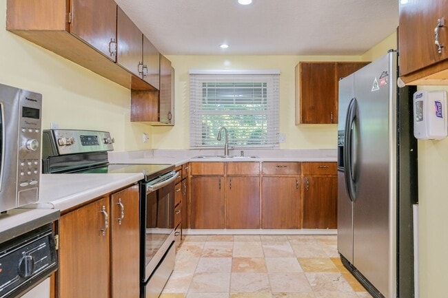 Photo - Charming 3 Bed/1 Bath Ranch with Bonus Room House