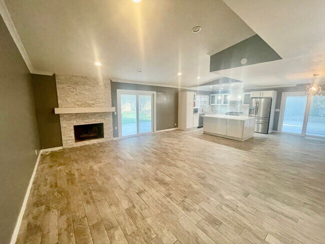 Foto del edificio - Pet friendly 4 bedroom Orcutt House