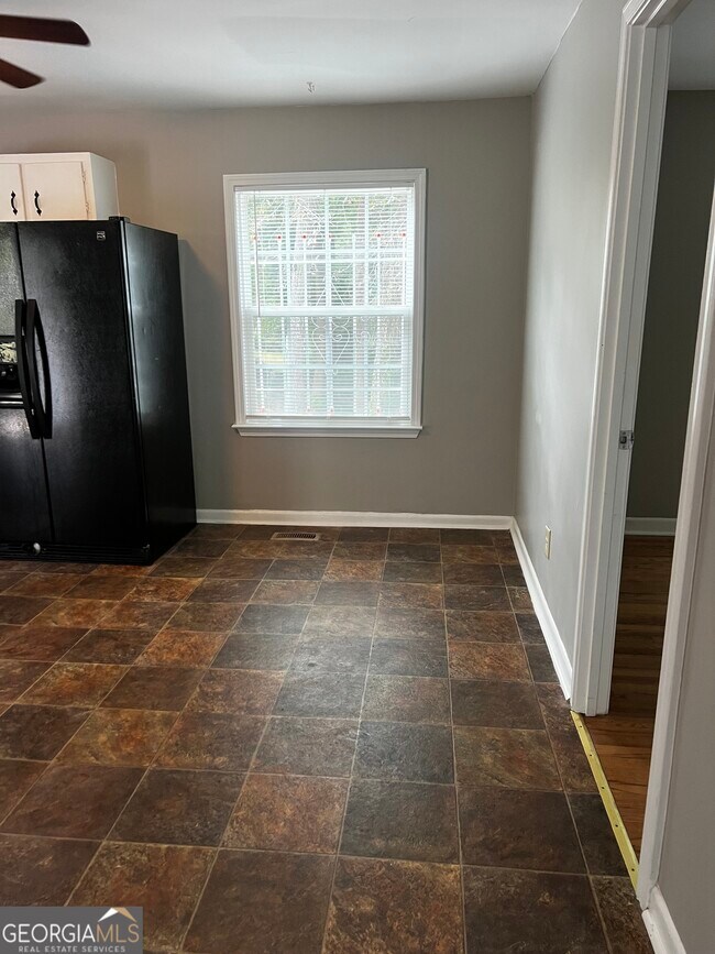 Foto del edificio - 3680 Adkins Rd NW