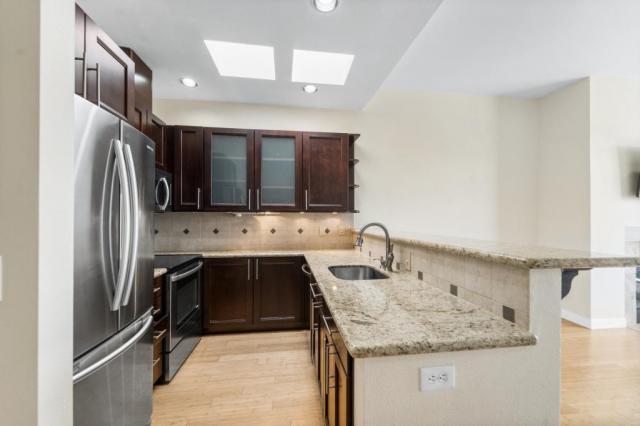 Foto del edificio - 2 bedroom in Seattle WA 98109