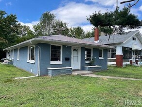 Building Photo - 1121 S Dexter Ave