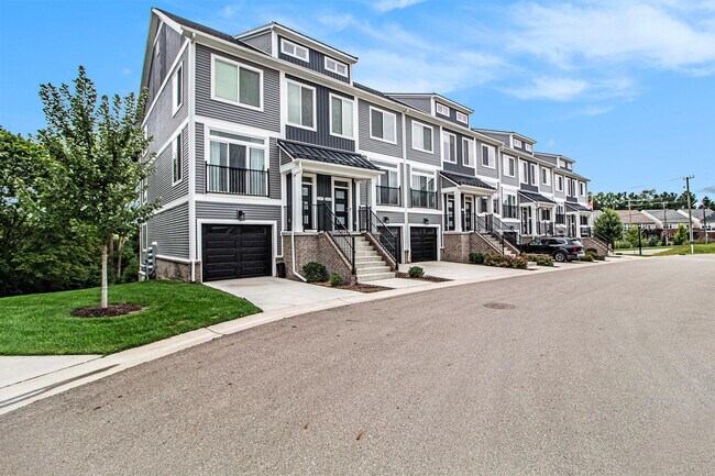 Foto del edificio - 2719 Bristol Rdg Dr