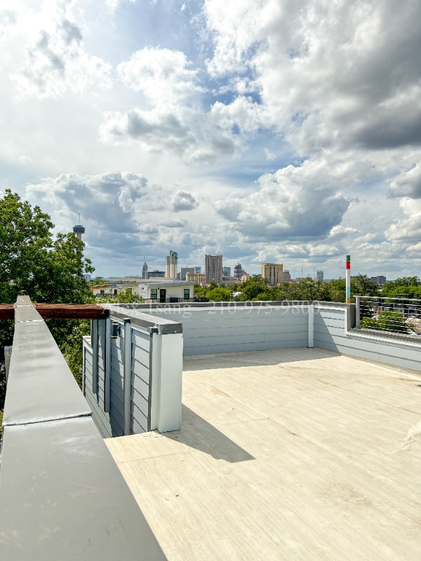 Photo - 225 S Pine St Townhome