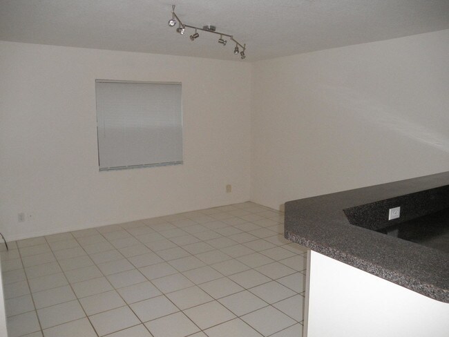 Building Photo - 108  Heatherwood Drive
