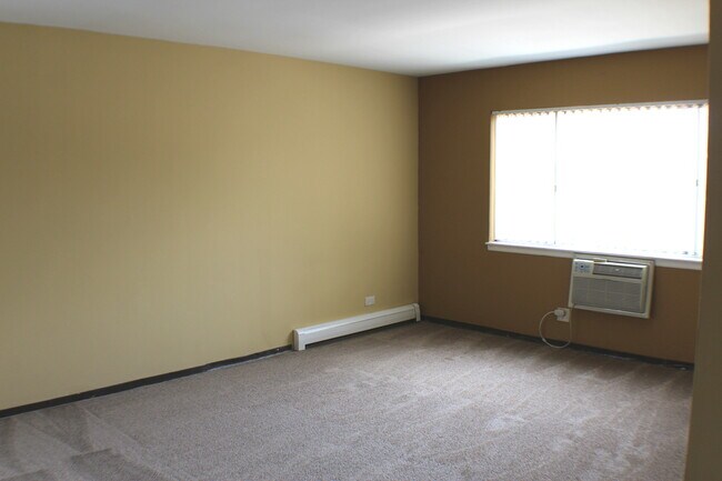 Foto del edificio - 706 W Ivanhoe Ln