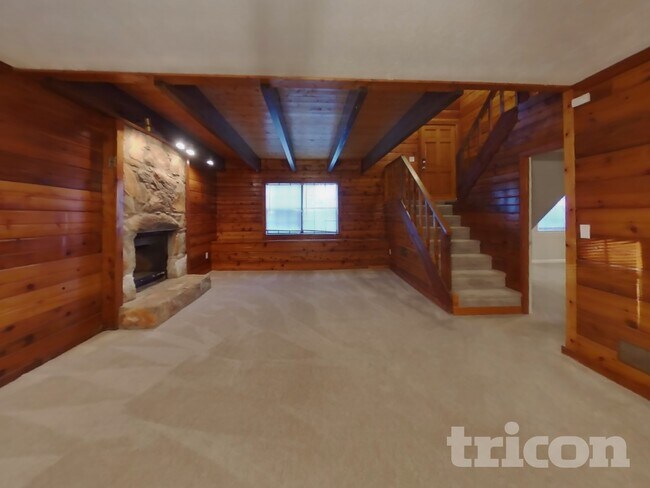 Building Photo - 3510 Cove Terrace