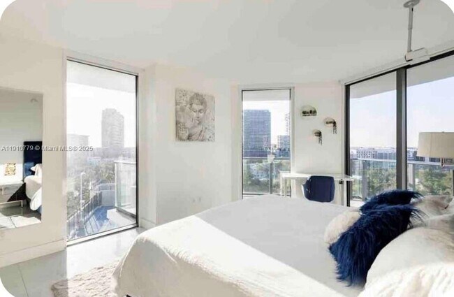 Foto del edificio - 501 NE 31st St